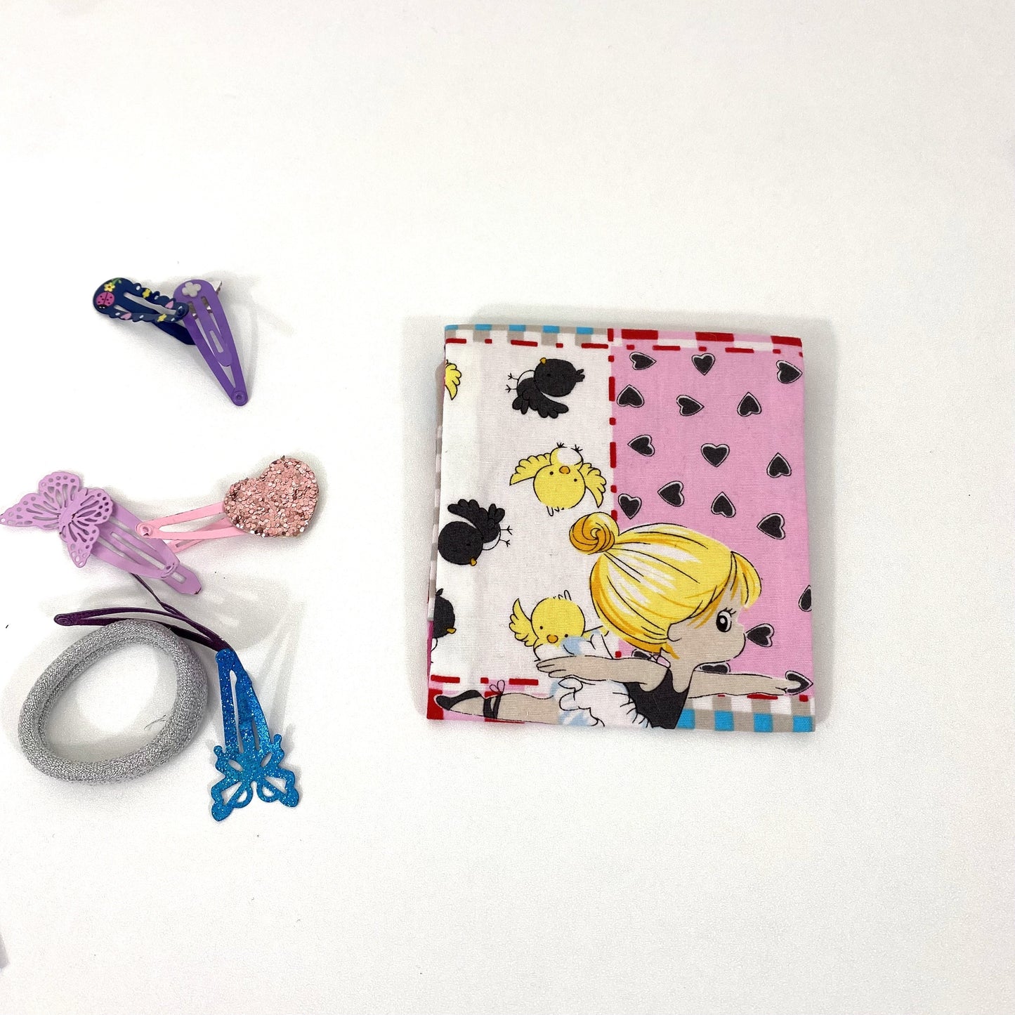 Petite pochette à barrettes
