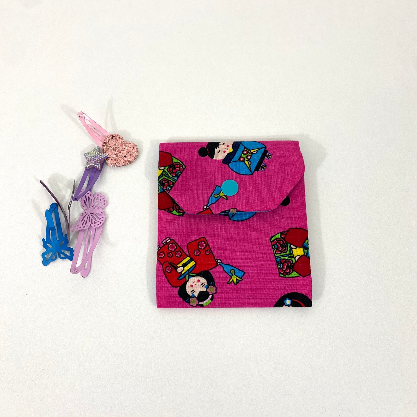 Petite pochette à barrettes