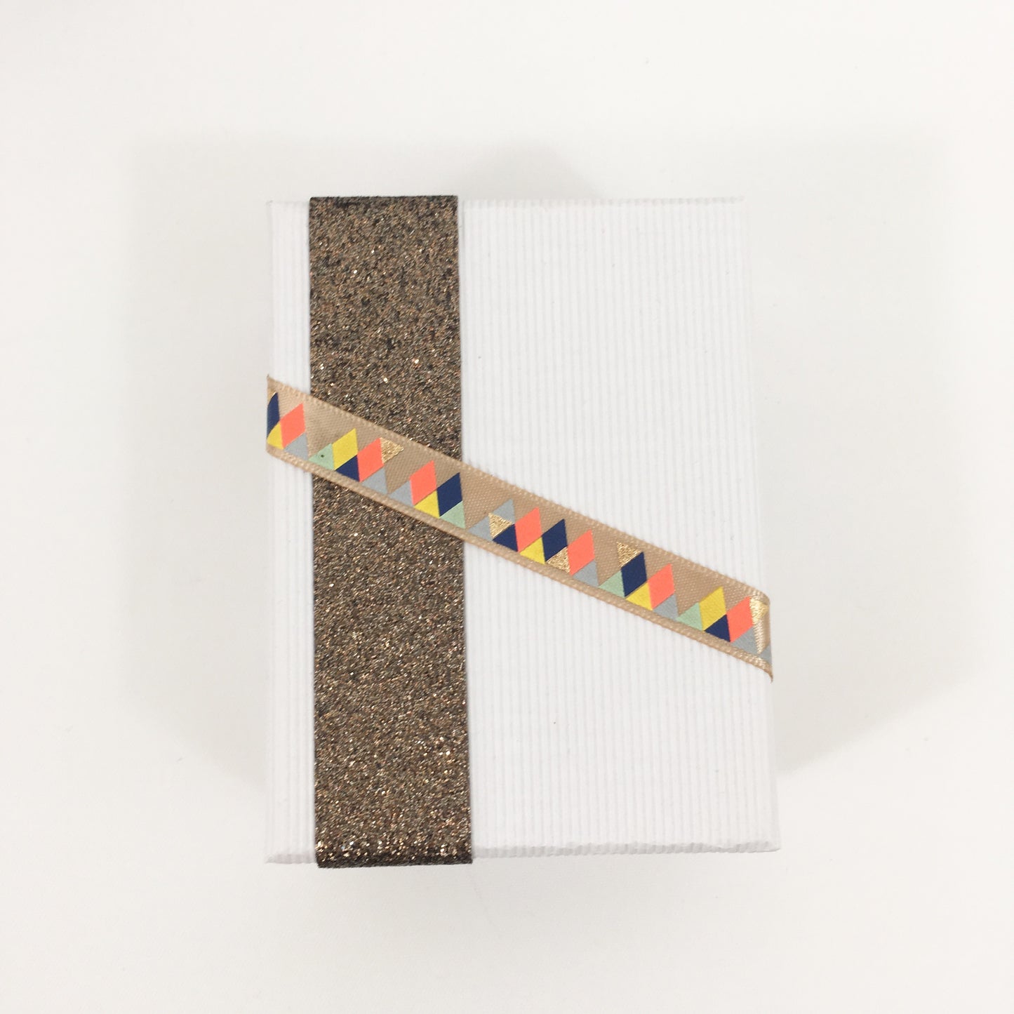 Bijou de sac / porte clefs avec sa boite assortie
